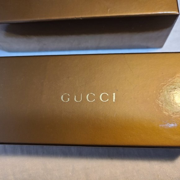 Authentic, new, Gucci glasses case with cloth - Picture 4 of 6